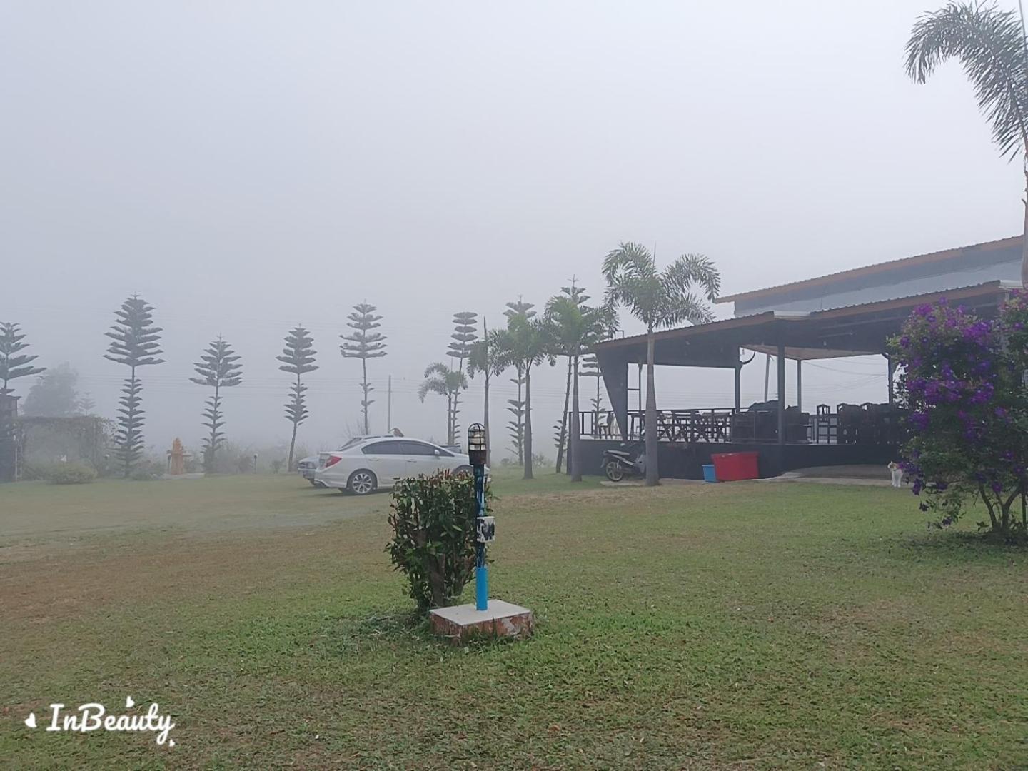 เฟรนด์แคมป์ Villa Khao Kho Exterior photo